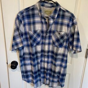 Men’s short sleeve button up